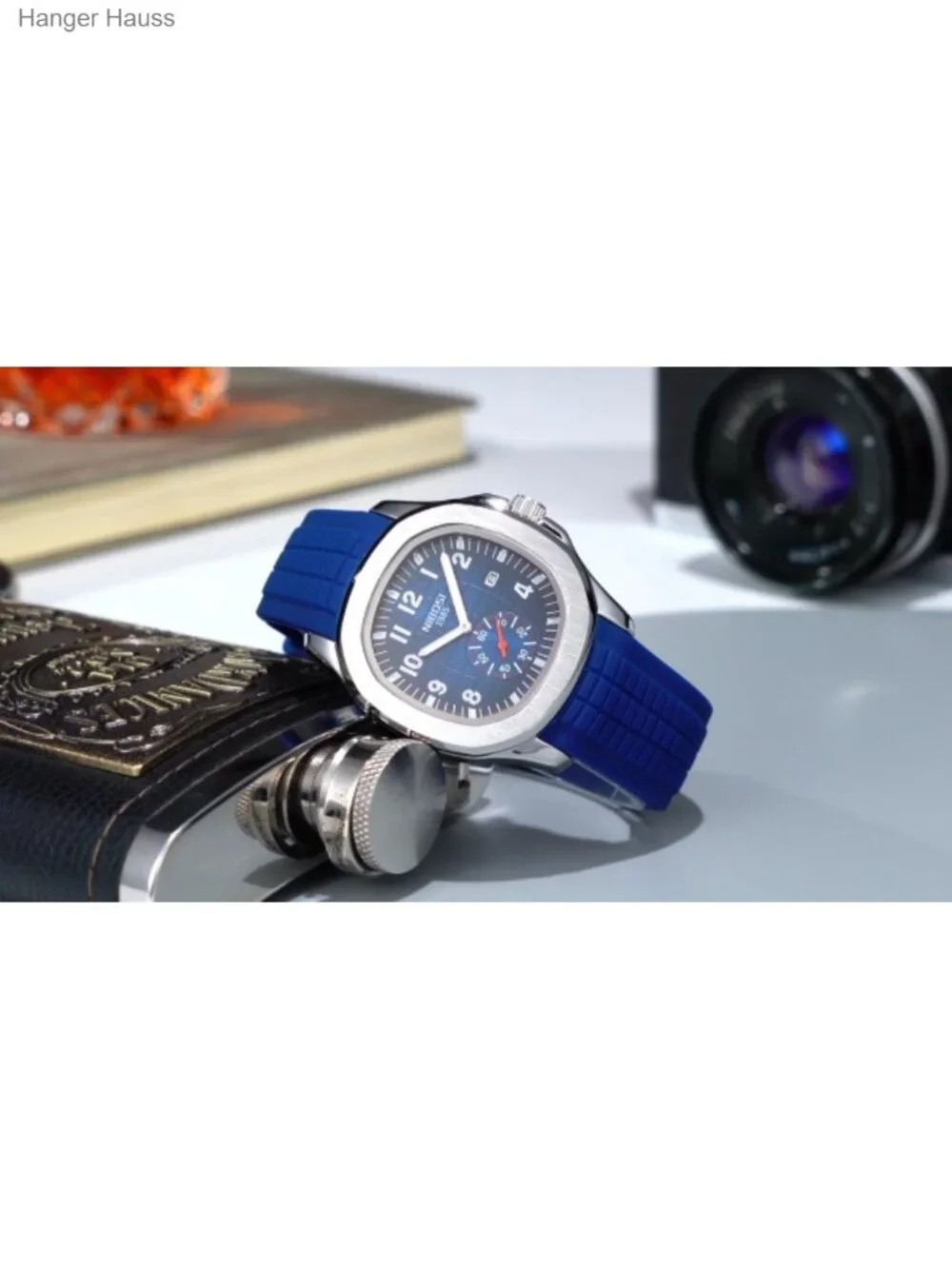 Men's Analog Watch Black Silicone Strap Date Display Quartz Water Resistant